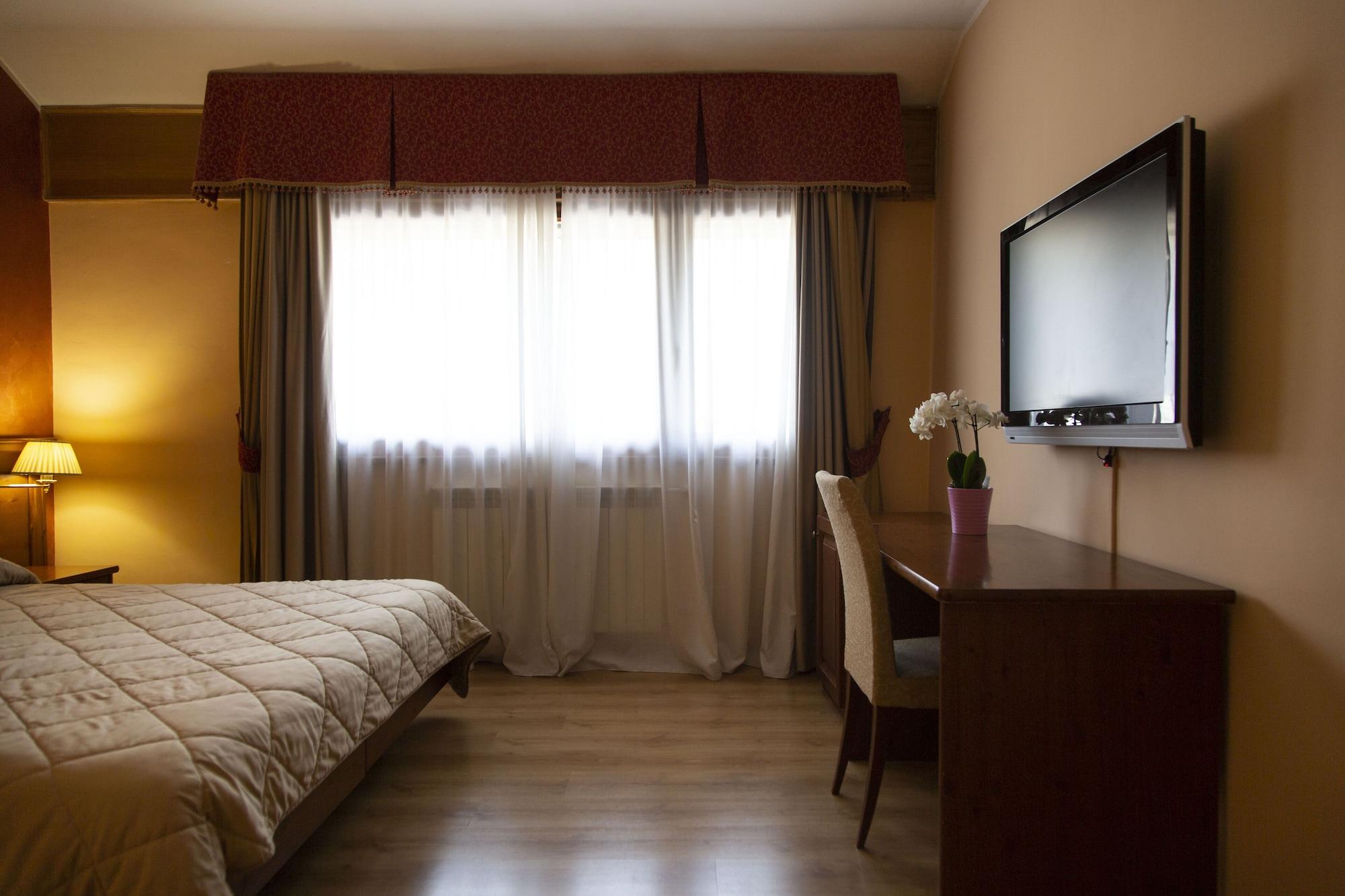 פסקאסרולי Grand Hotel Del Parco מראה חיצוני תמונה