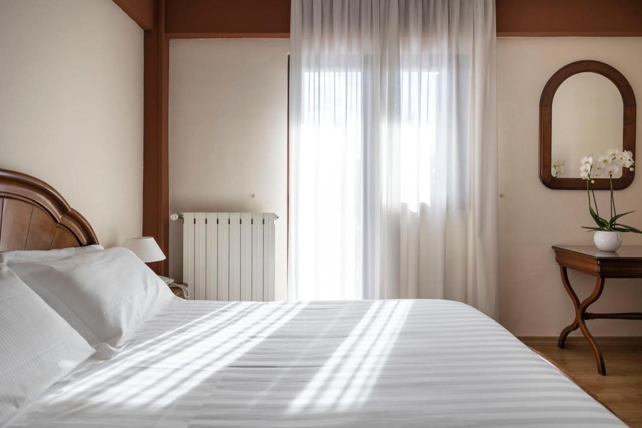 פסקאסרולי Grand Hotel Del Parco מראה חיצוני תמונה